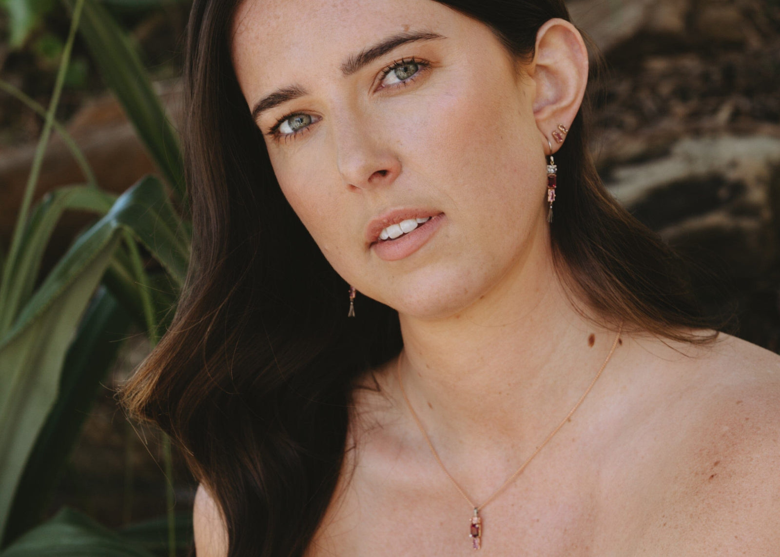 Top Pendant Necklace Styles to Express Yourself