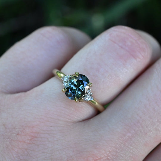 ‘Gumleaf Lily’ 1.40ct Oval-cut Australian Parti Sapphire & Diamond Ring