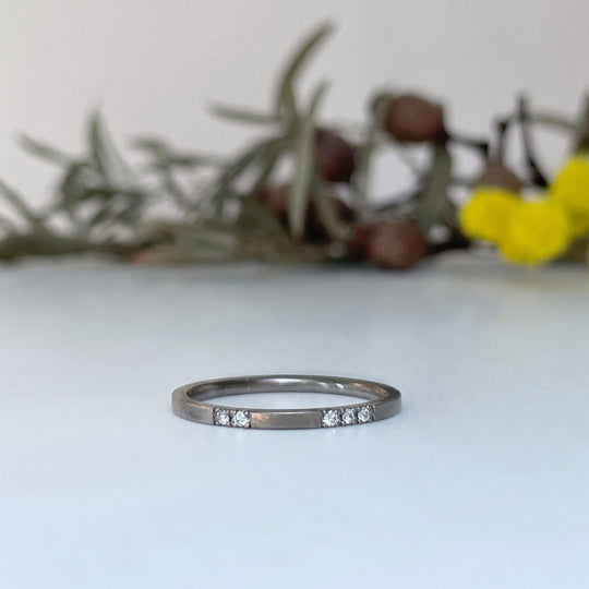"Mosaic" Diamond Stacking Ring White Gold | 5 Diamonds Ring JasonRee