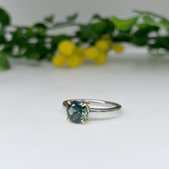 Round brilliant-cut 1.57ct Teal Australian Sapphire HighWire ring Ring Jason Ree Design