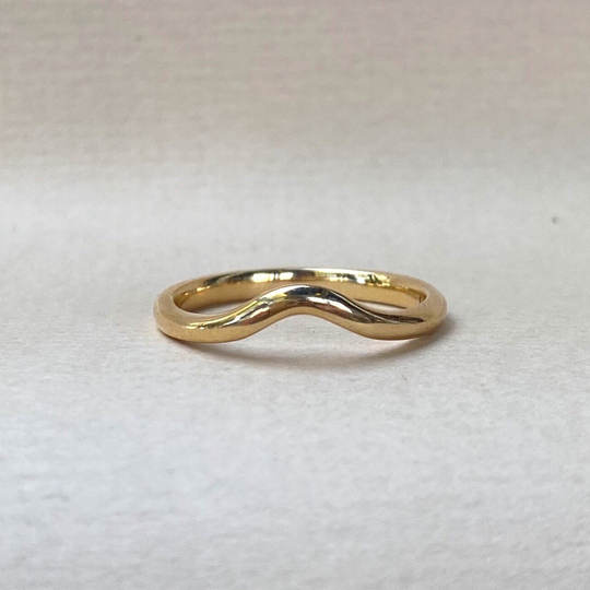 "Wave" Soft Curve 18ct Yellow Gold Ring Ring JasonRee
