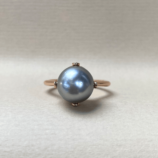"Fleur de Lys" Cashmere Pearl Ring