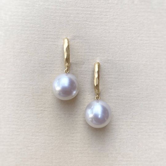 "Helmi" White Pearl & Yellow Gold Hoop Earrings