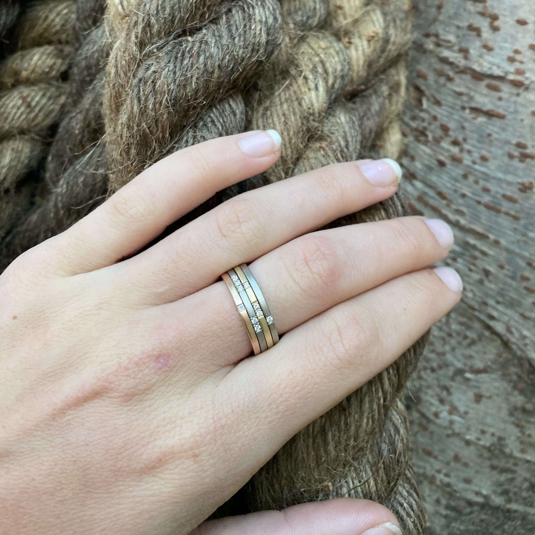 "Mosaic" Diamond Stacking Ring Yellow Gold | 3 Diamonds Ring JasonRee 