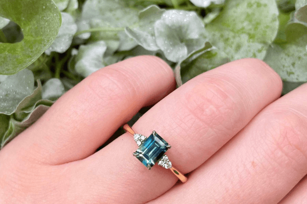 A Guide to Our Australian Sapphire Engagement Rings Collection