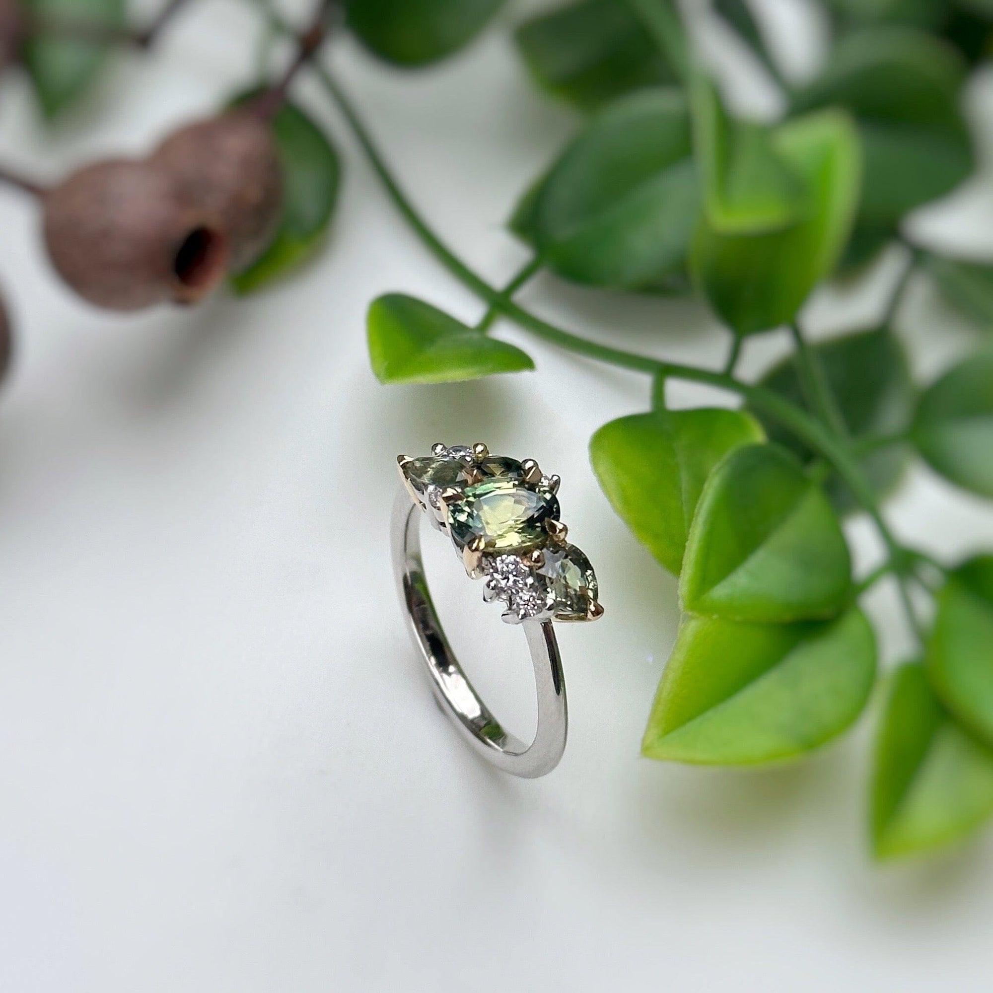 ‘Spatter Garden Party’ Australian Sapphire &amp; Diamond Ring 
