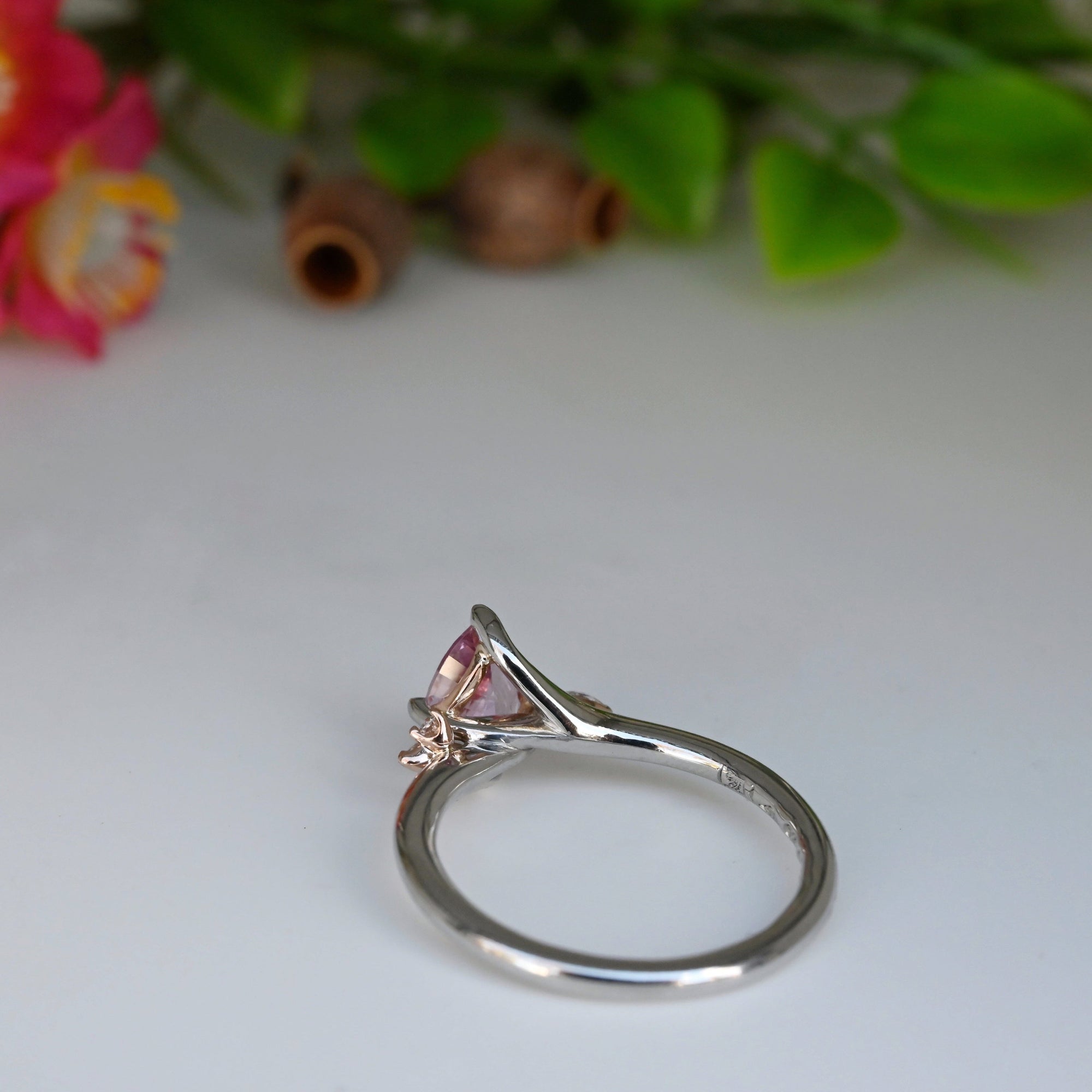‘Mistral’ 1.08ct Pink Sapphire Platinum Ring 