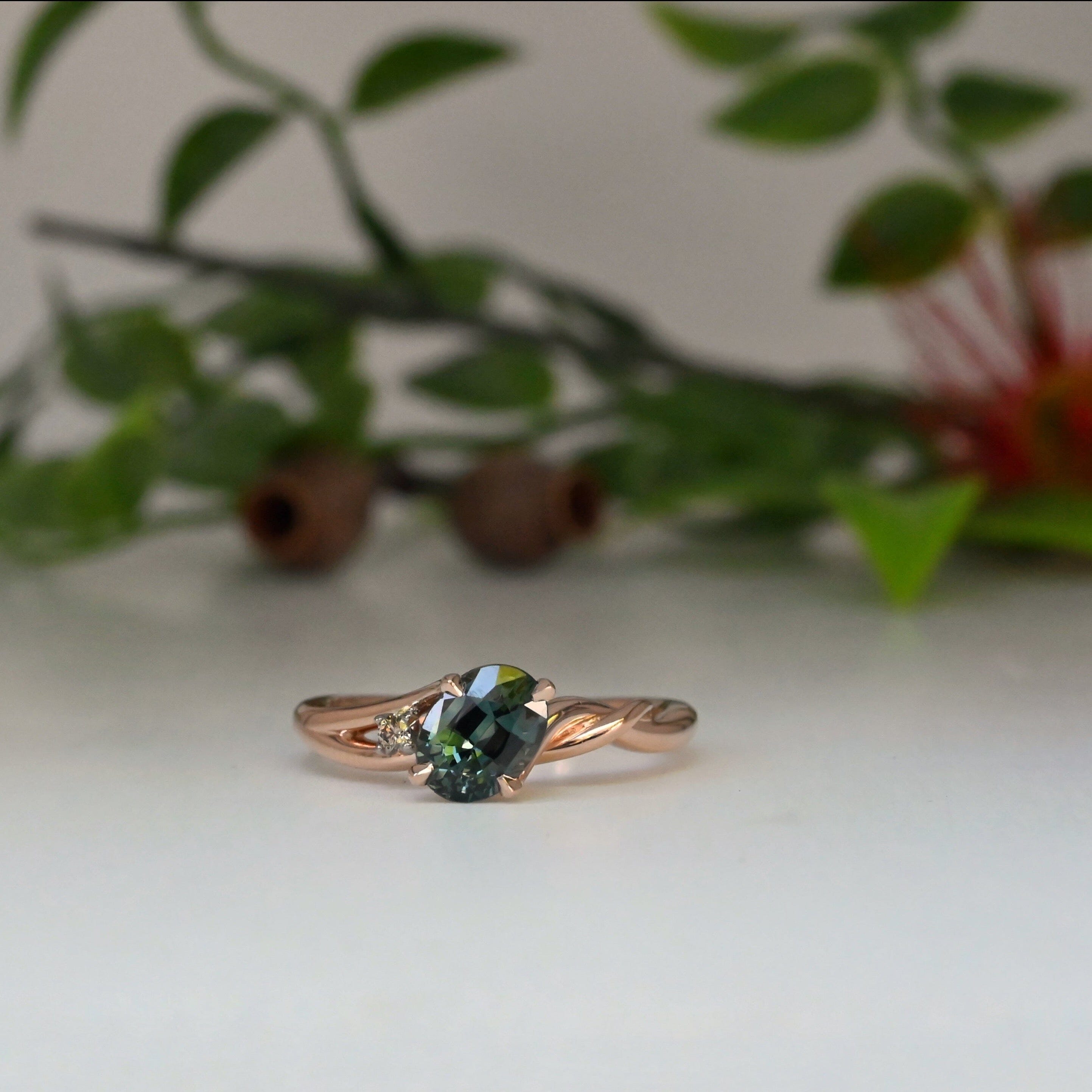 Rose gold deals ring green stone