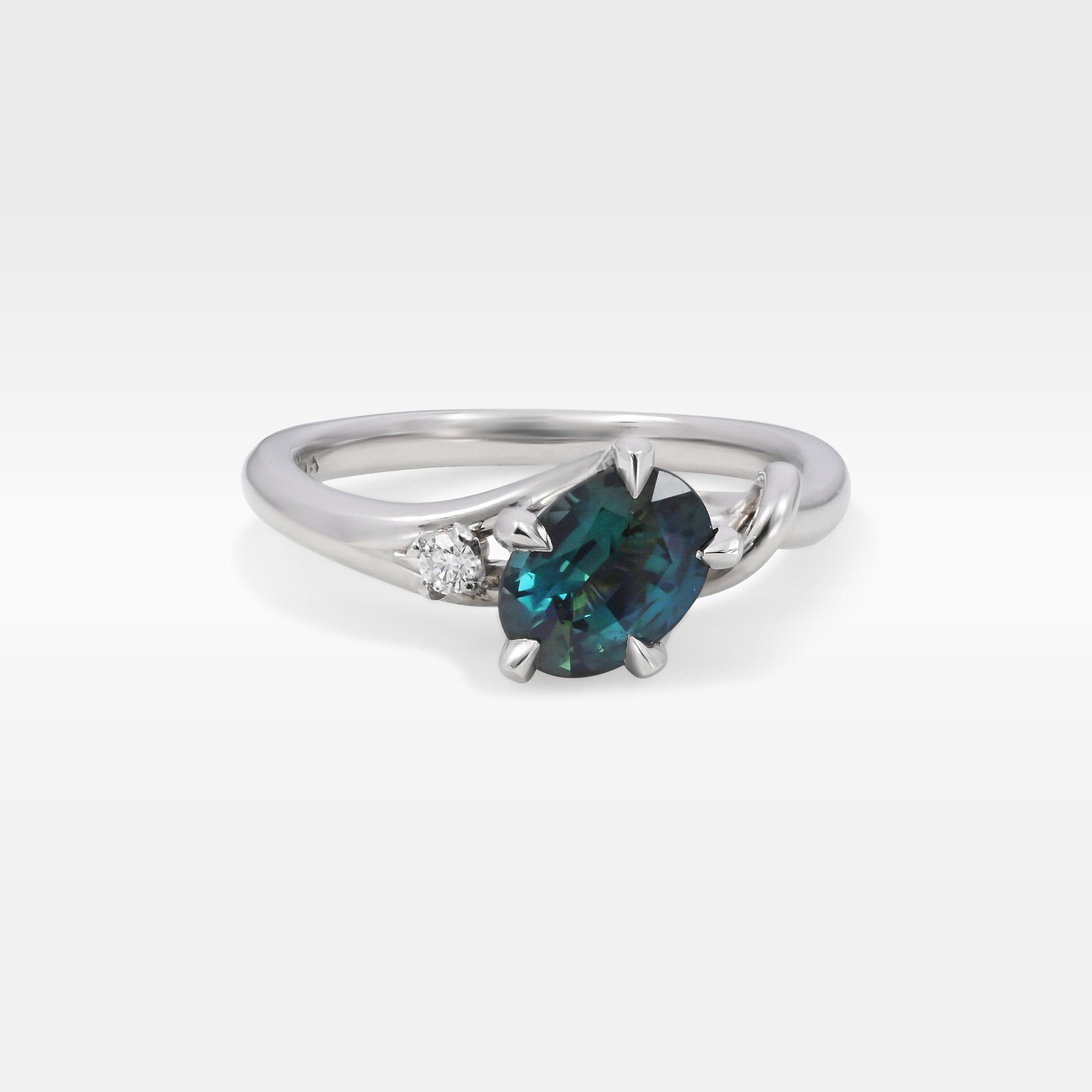 ‘Love Knot’ 1.02ct Oval-cut Teal Australian Sapphire Platinum Ring Ring Jason Ree Design 