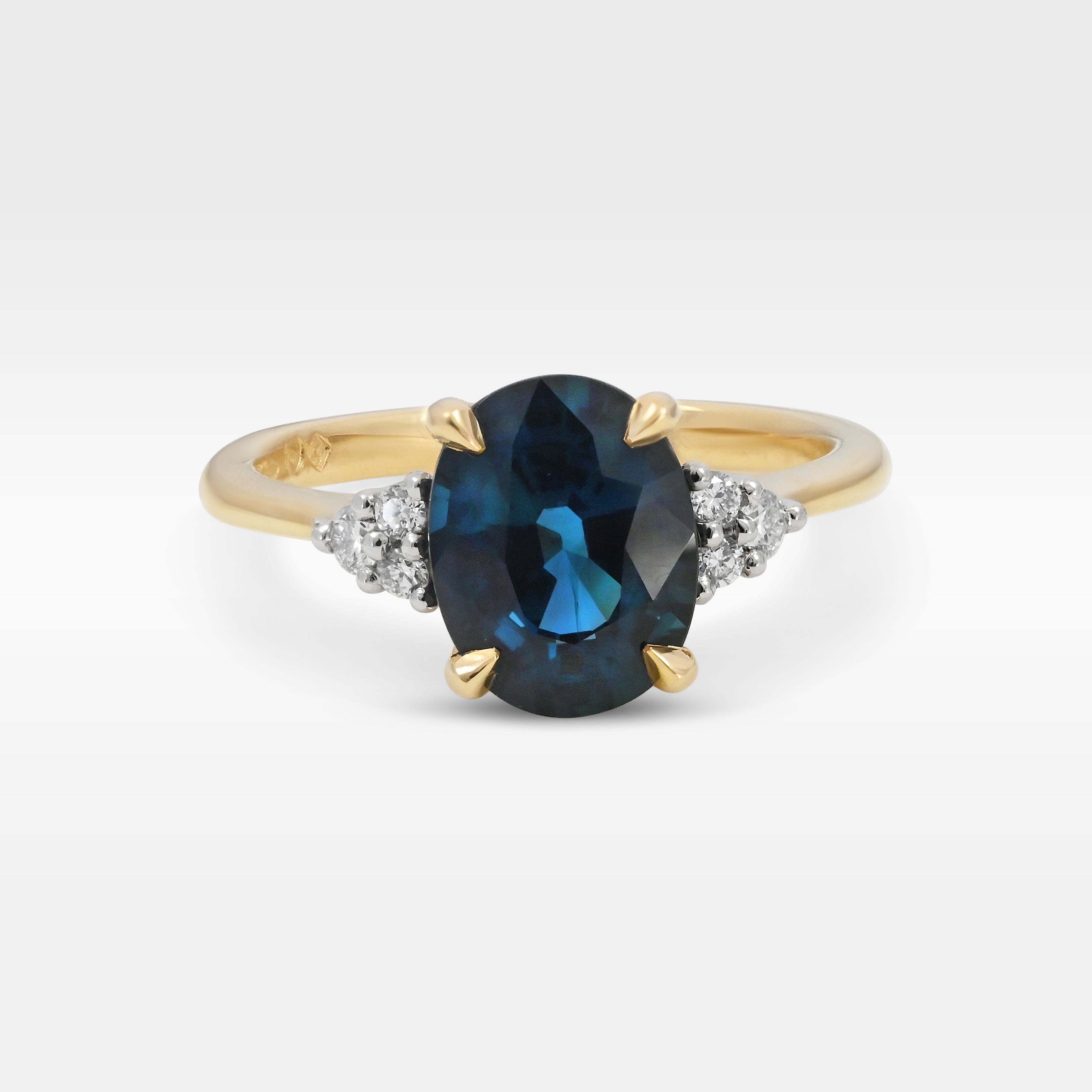 ‘MiMi’ 2.31ct Oval-cut Blue Australian Sapphire 18ct Yellow Gold Ring Ring Jason Ree Design 