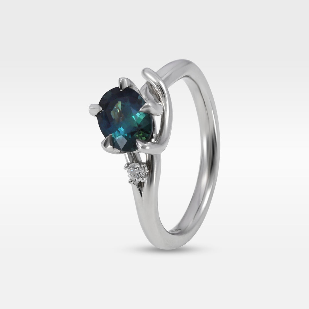 ‘Love Knot’ 1.02ct Oval-cut Teal Australian Sapphire Platinum Ring