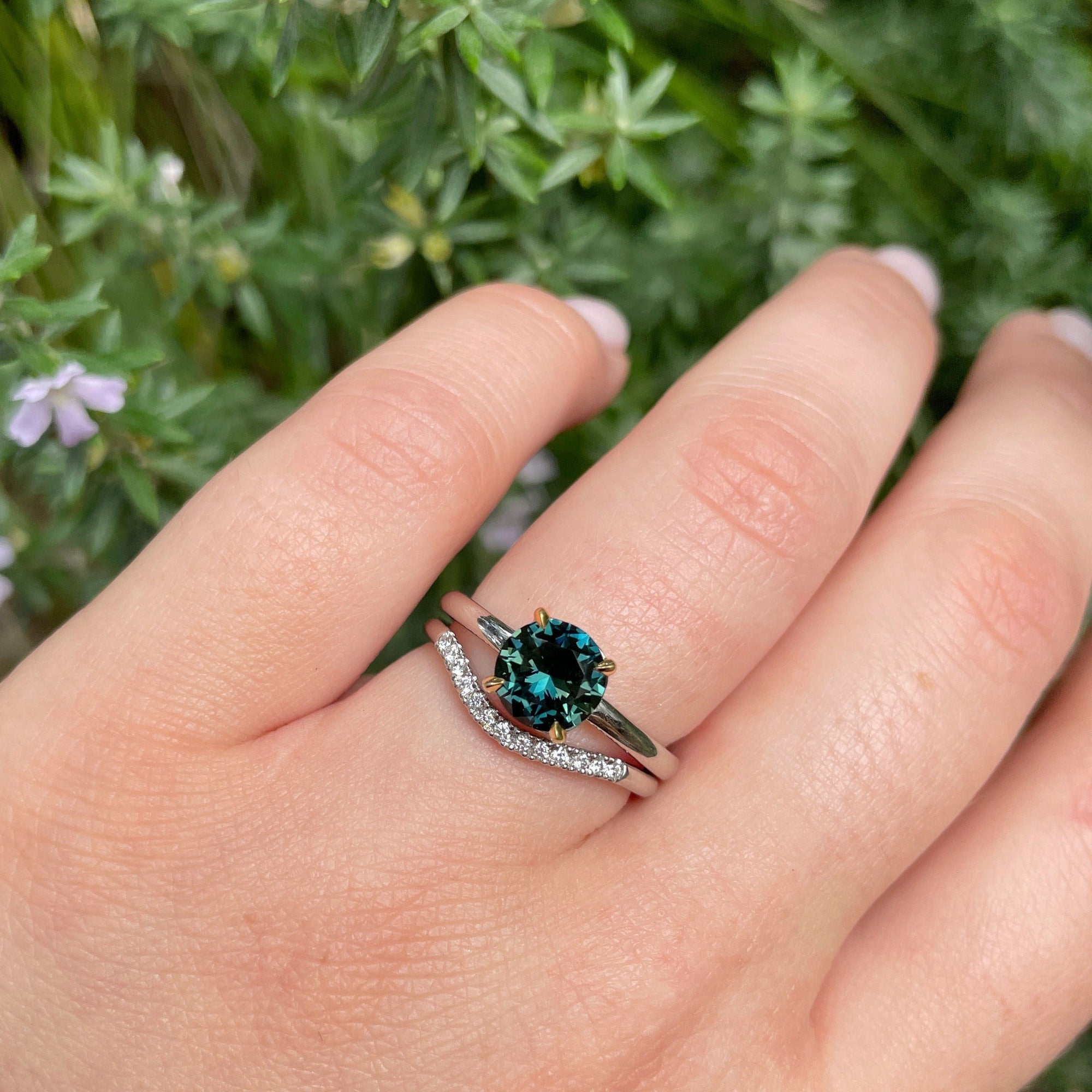 Round brilliant-cut 1.57ct Teal Australian Sapphire HighWire ring Ring Jason Ree Design 